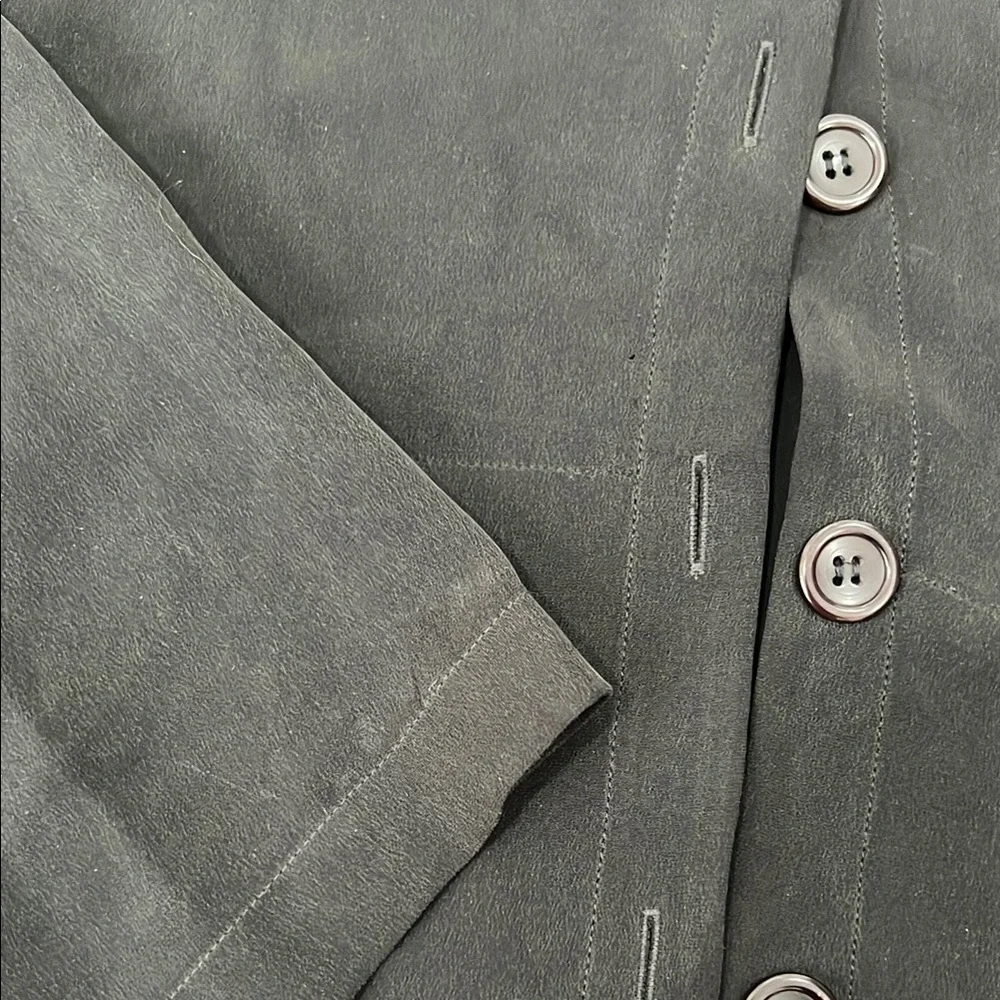 Finity Black Button-Up Silk Shirt - Picture 3 of 4